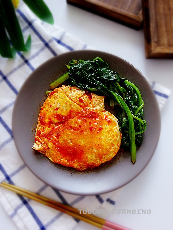 菠菜煎蛋的做法-咸鮮味煎菜譜-易網健康養(yǎng)生網 菠菜煎蛋的做法-咸鮮味煎菜譜