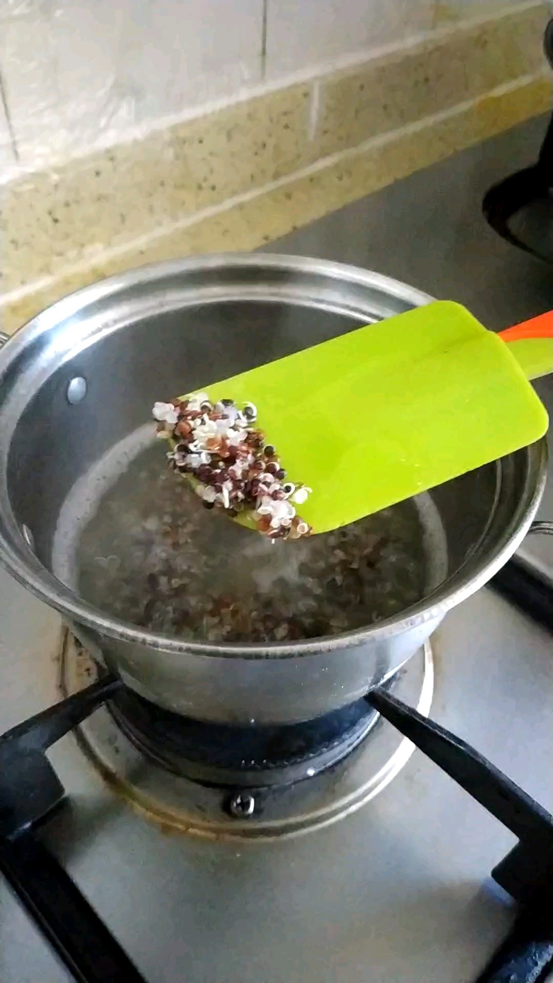 晚餐吃低脂低熱，堅(jiān)持30天腰細(xì)甩贅肉的做法-奶香味拌菜譜