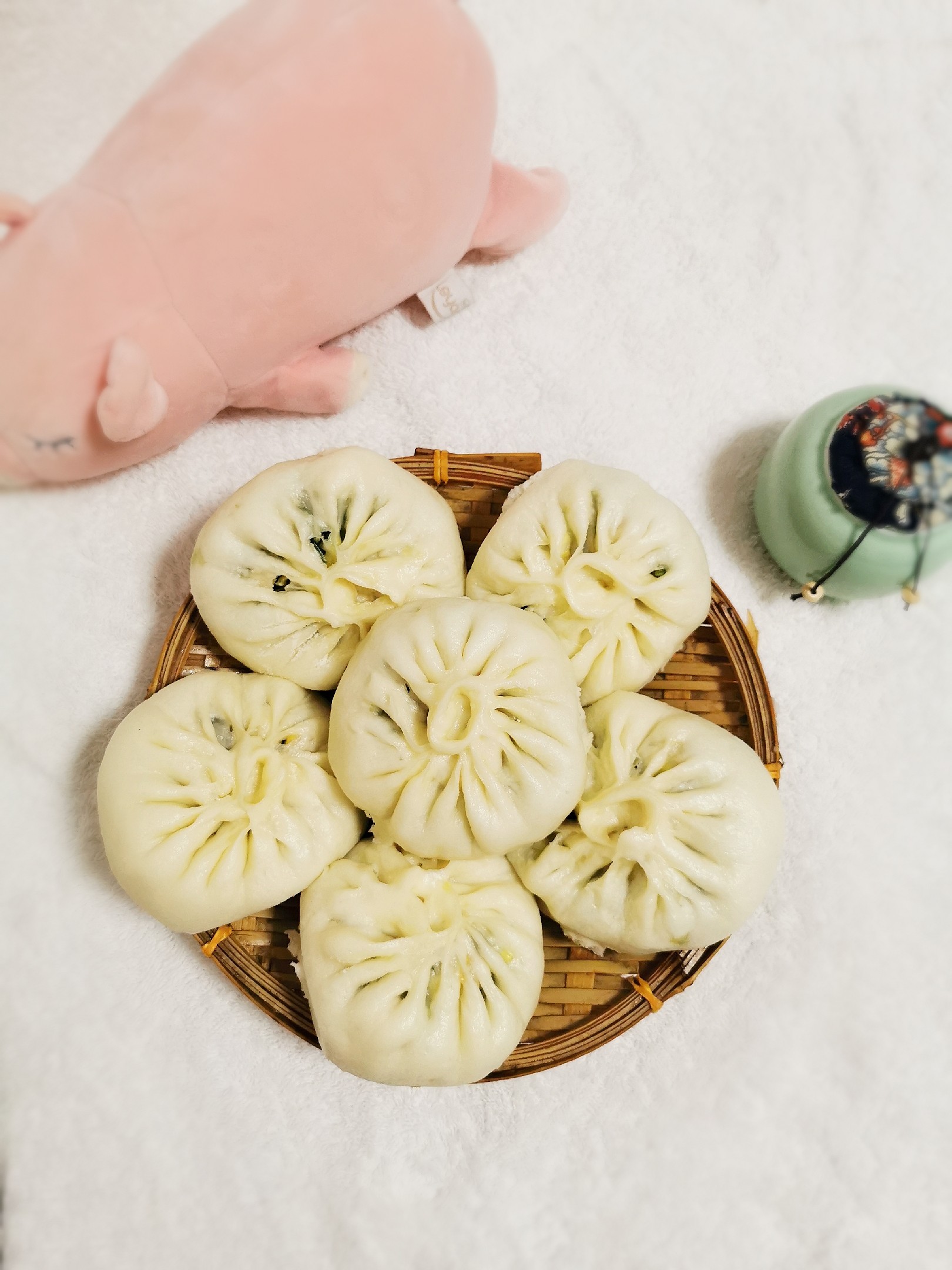 韭菜雞蛋素包子，餡里有鹽就入味，10分鐘出鍋剛剛剛好的做法-家常味蒸菜譜
