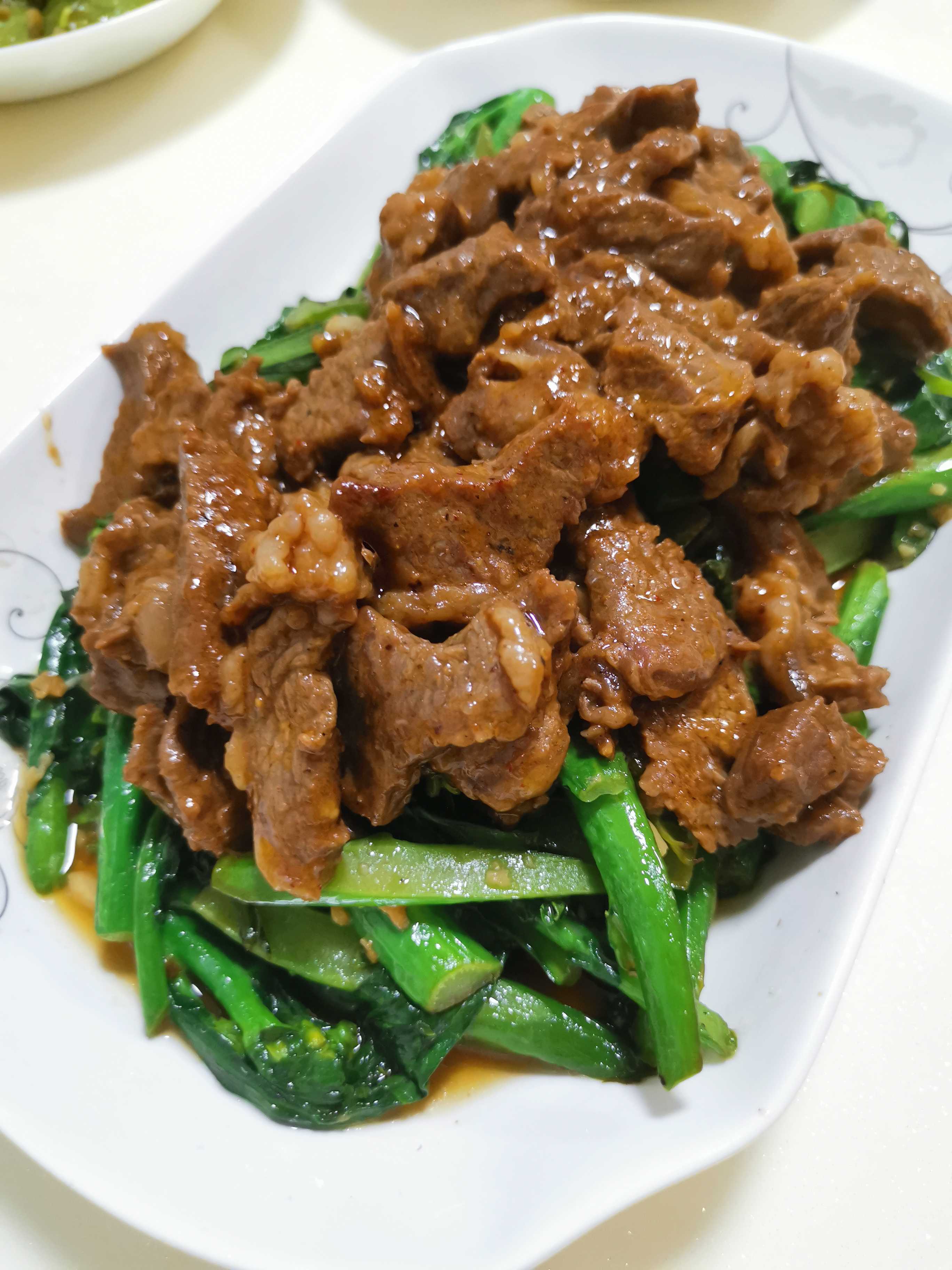 沙茶牛肉芥蘭的做法-醬香味炒菜譜-易網(wǎng)健康養(yǎng)生網(wǎng) 沙茶牛肉芥蘭的做法-醬香味炒菜譜