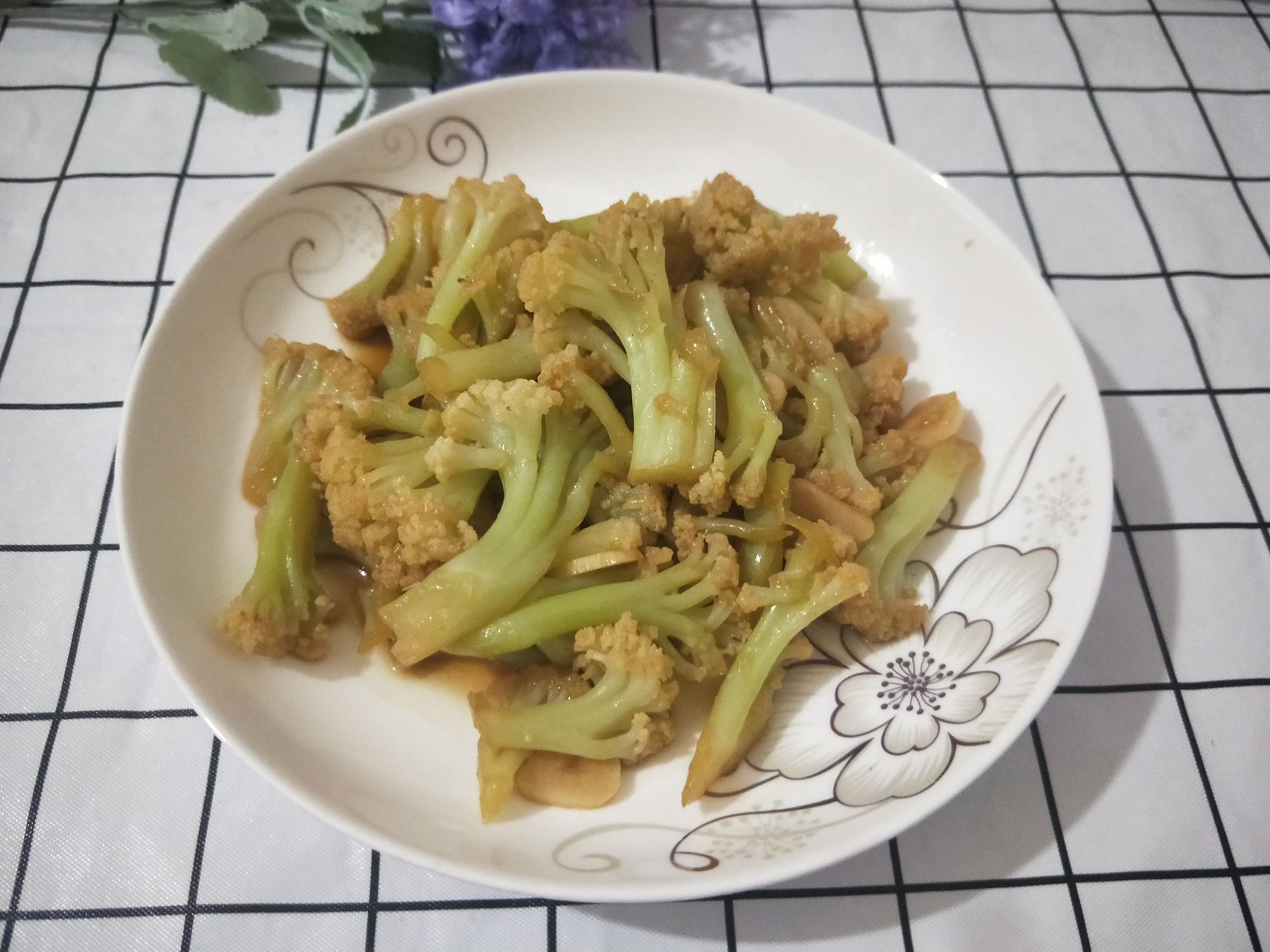 素炒青梗花菜的做法-家常味炒菜譜-易網健康養生網 素炒青梗花菜的做法-家常味炒菜譜