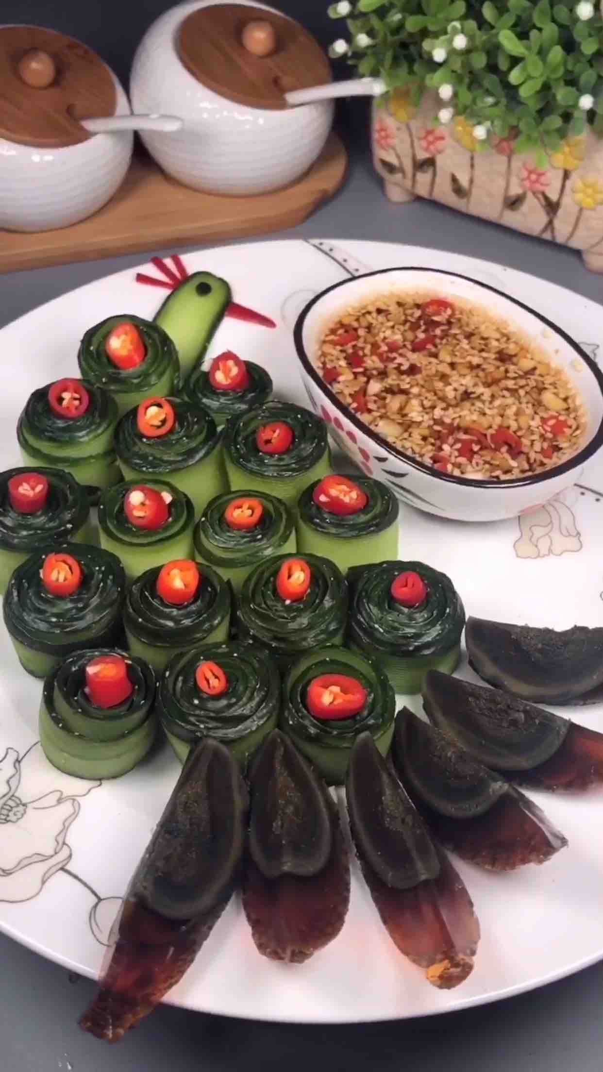 孔雀開屏的做法-酸辣味拌菜譜-易網健康養生網 孔雀開屏的做法-酸辣味拌菜譜