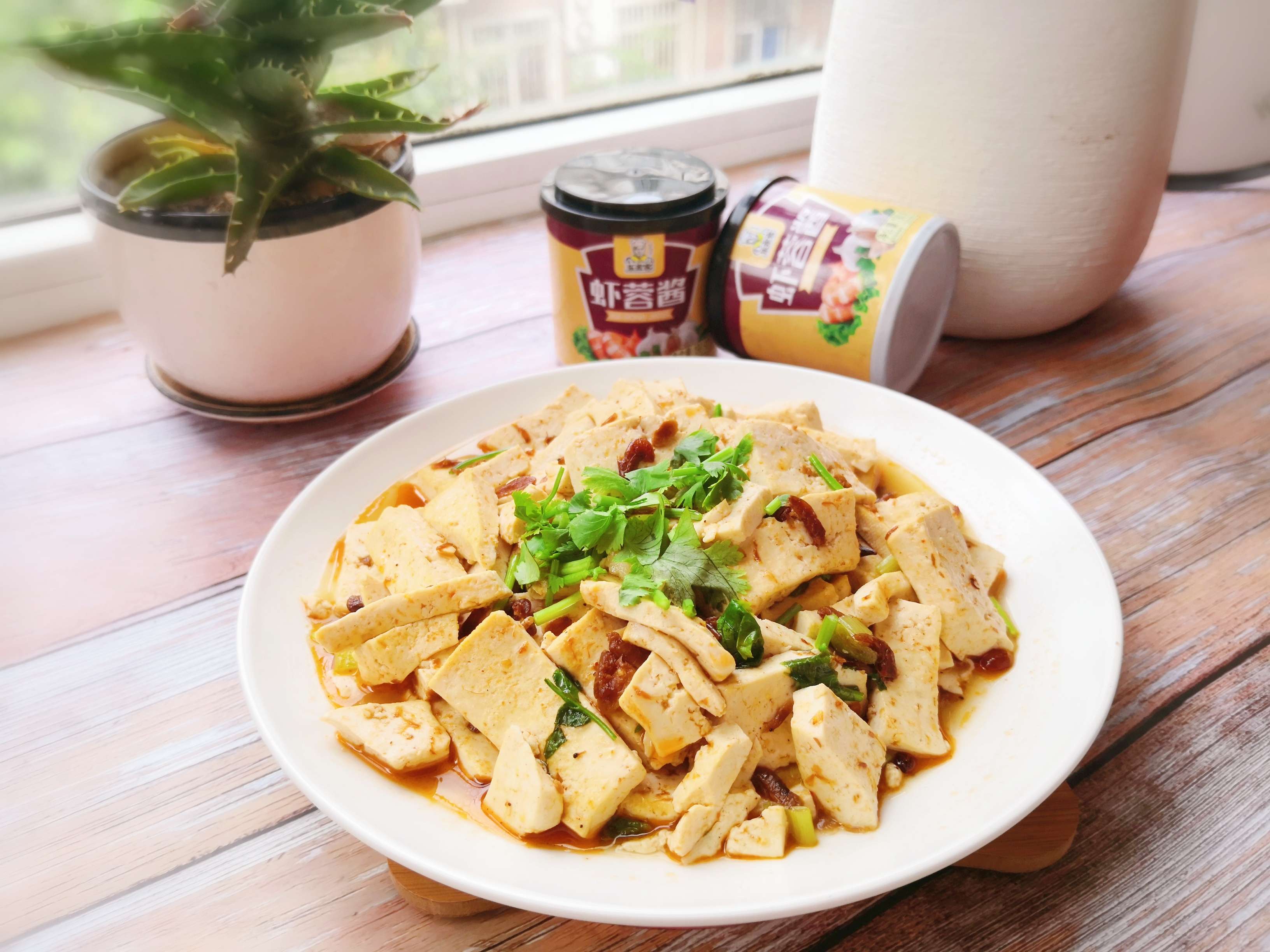 蝦蓉豆腐的做法-香辣味燉菜譜-易網健康養(yǎng)生網 蝦蓉豆腐的做法-香辣味燉菜譜