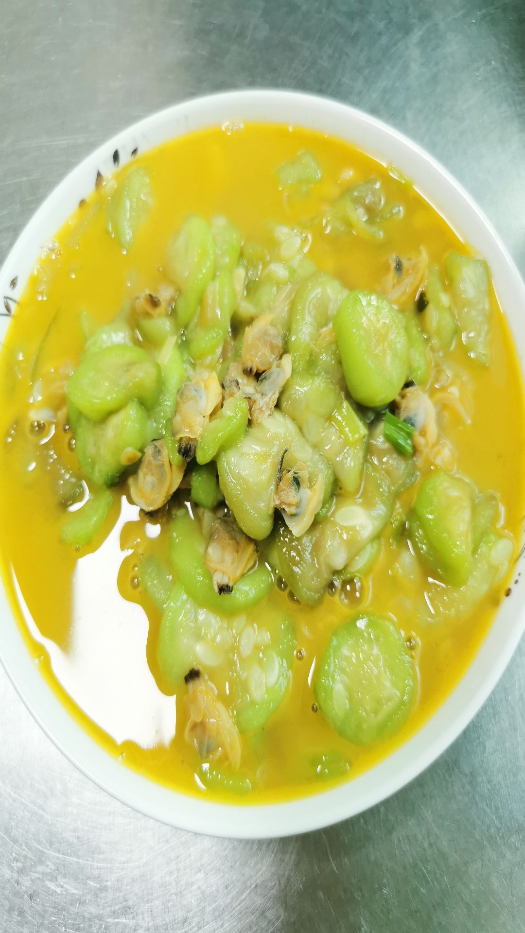 絲瓜炒蛤蜊肉的做法-家常味炒菜譜-易網(wǎng)健康養(yǎng)生網(wǎng) 絲瓜炒蛤蜊肉的做法-家常味炒菜譜