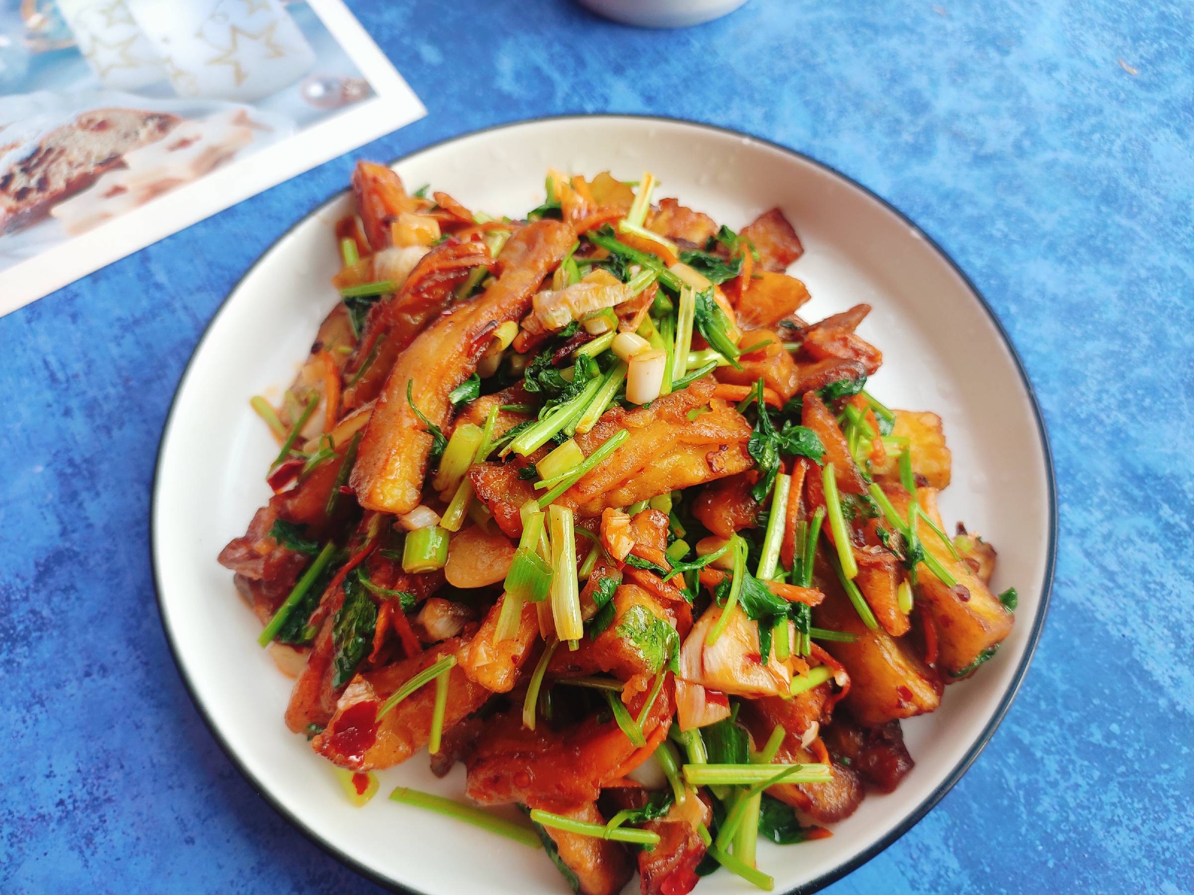 魚香茄條的做法-酸甜味炸菜譜-易網健康養生網 魚香茄條的做法-酸甜味炸菜譜