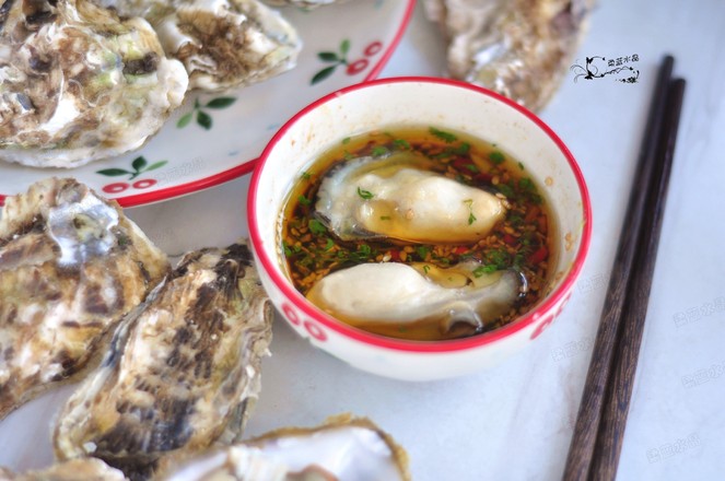 秘制蒸生蠔#最美不過中秋味#的做法-家常味蒸菜譜-易網(wǎng)健康養(yǎng)生網(wǎng) 秘制蒸生蠔#最美不過中秋味#的做法-家常味蒸菜譜