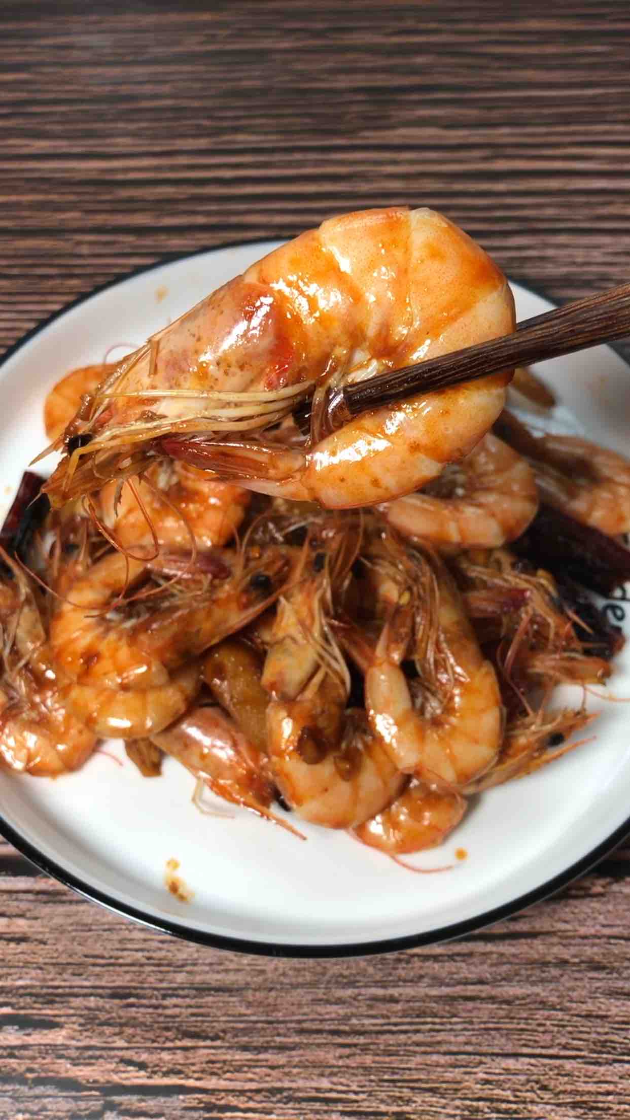 香辣海蝦的做法-咸鮮味炒菜譜-易網(wǎng)健康養(yǎng)生網(wǎng) 香辣海蝦的做法-咸鮮味炒菜譜