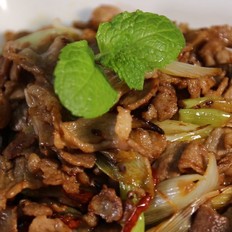 蔥爆羊肉，秋季滋補佳品的做法-家常味炒菜譜