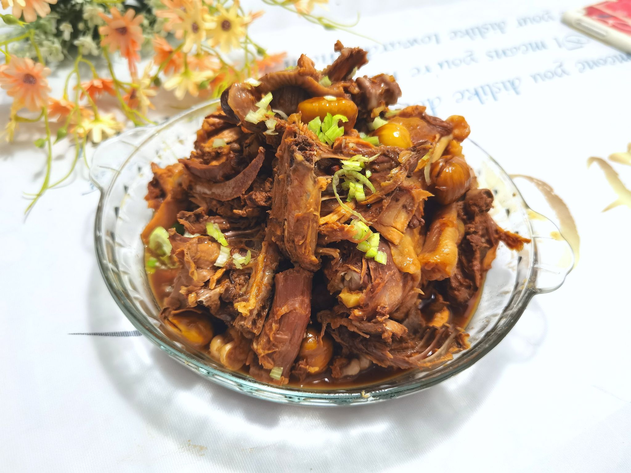 椒香板栗燒雞的做法-其它口味燉菜譜-易網(wǎng)健康養(yǎng)生網(wǎng) 椒香板栗燒雞的做法-其它口味燉菜譜