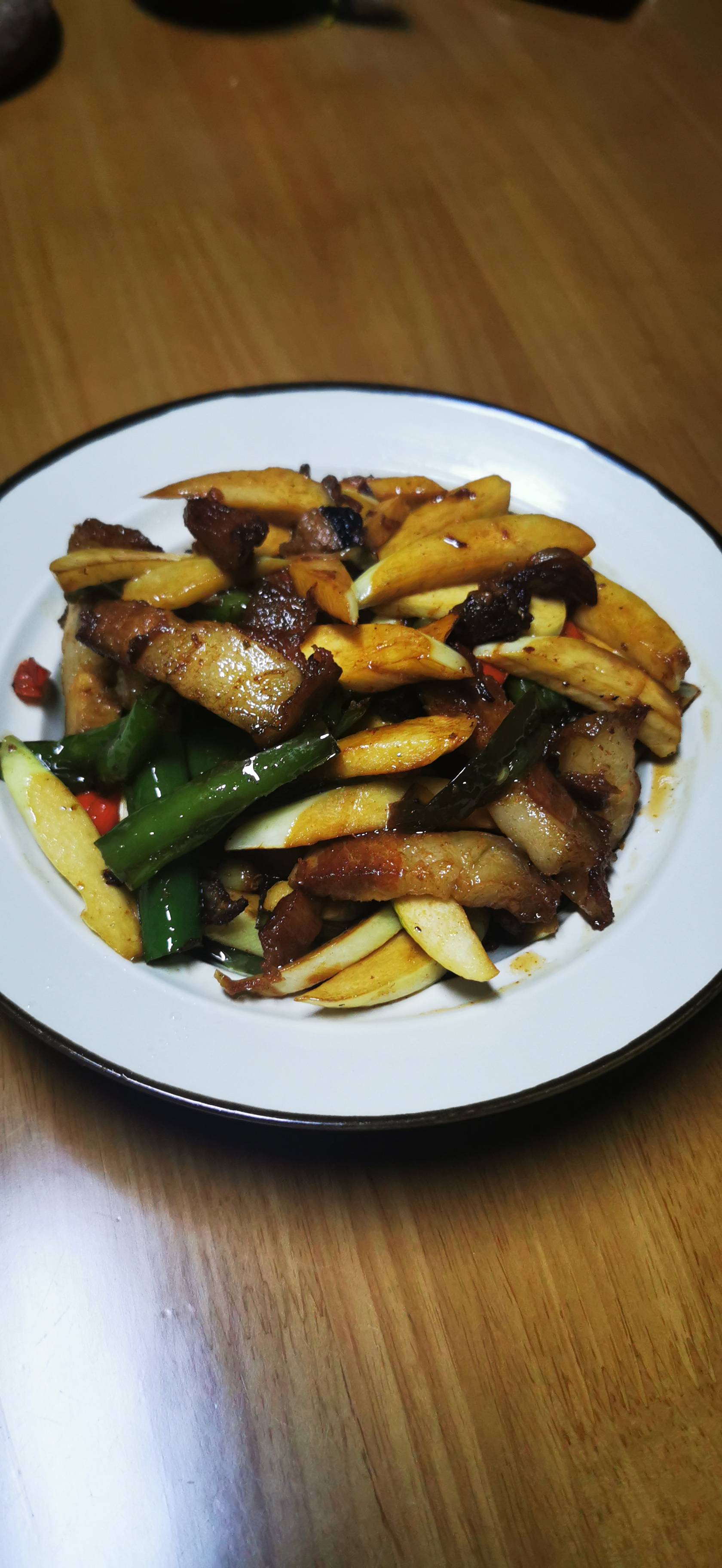 餃白炒肉的做法-香辣味炒菜譜-易網健康養生網 餃白炒肉的做法-香辣味炒菜譜