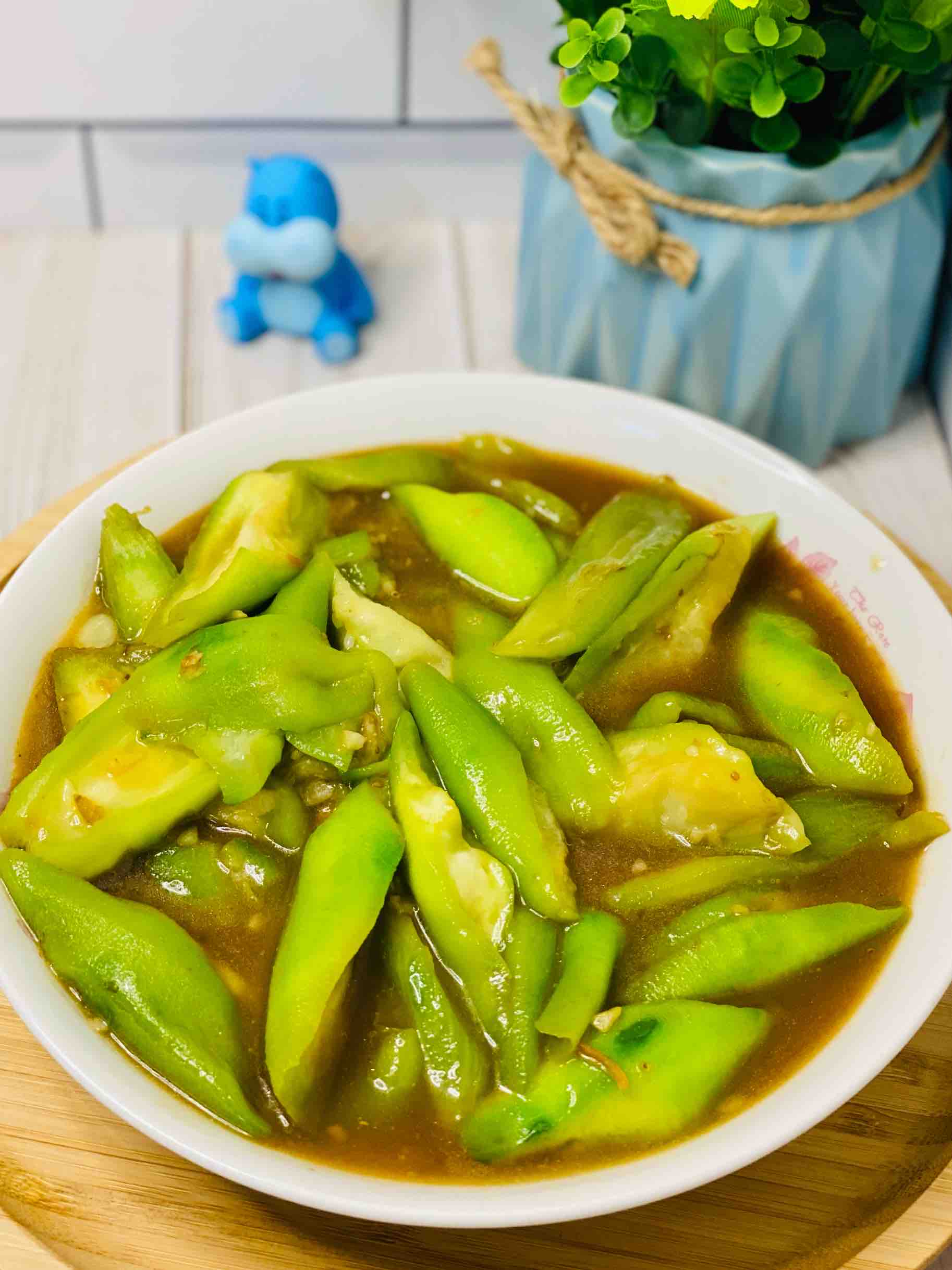 絲瓜這樣炒，比山珍海味還美味，10條不夠吃??便宜超好吃的做法-咸鮮味炒菜譜