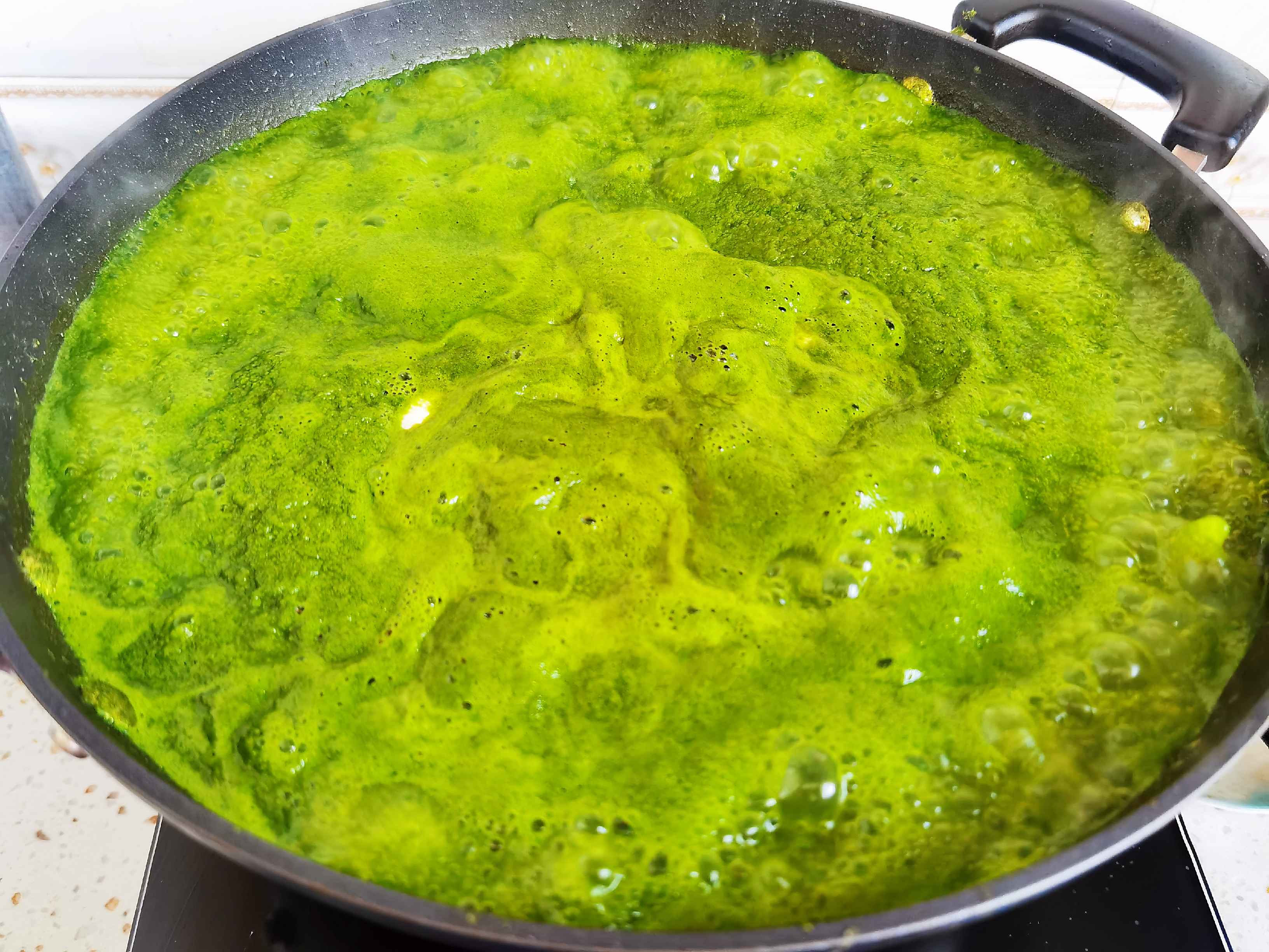 東北內(nèi)蒙特色家常美食－蕓豆柳蒿芽，春天囤地野菜秋冬來解饞的做法-苦香味煮菜譜