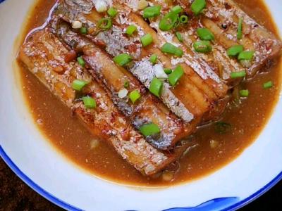 紅燒刀魚(yú)的做法-家常味燒菜譜