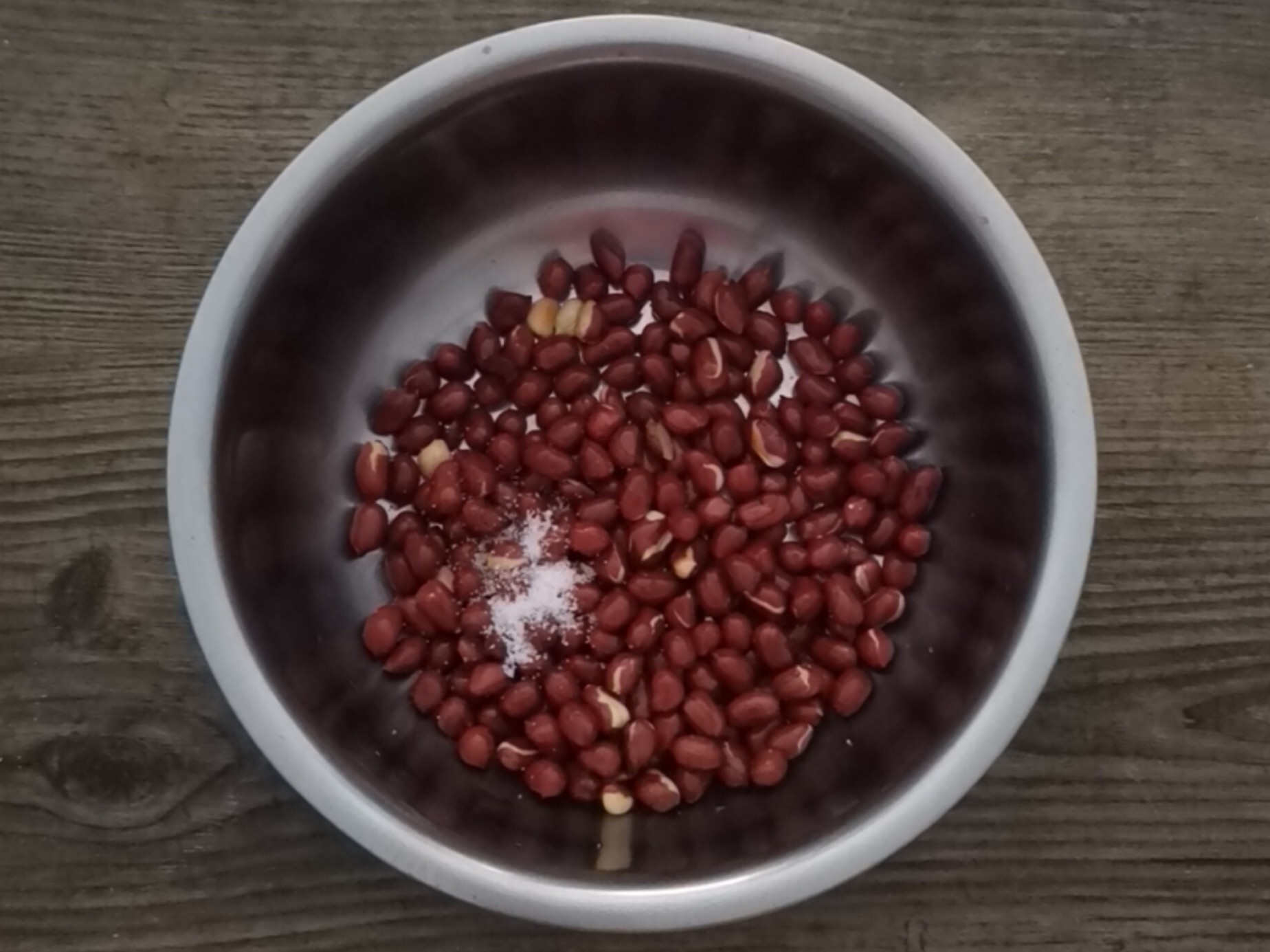 這樣炸花生米，香脆又不糊的做法-咸鮮味炒菜譜