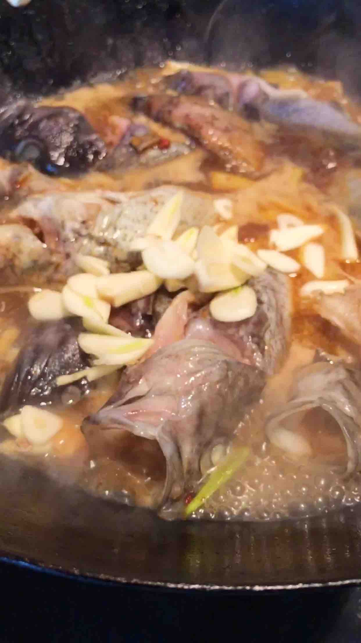 海魚燉豆腐的做法-咸鮮味燉菜譜