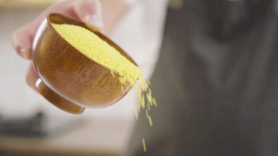 小米這樣做既可以當早餐，也可以當點心——小米蒸糕的做法-甜味蒸菜譜