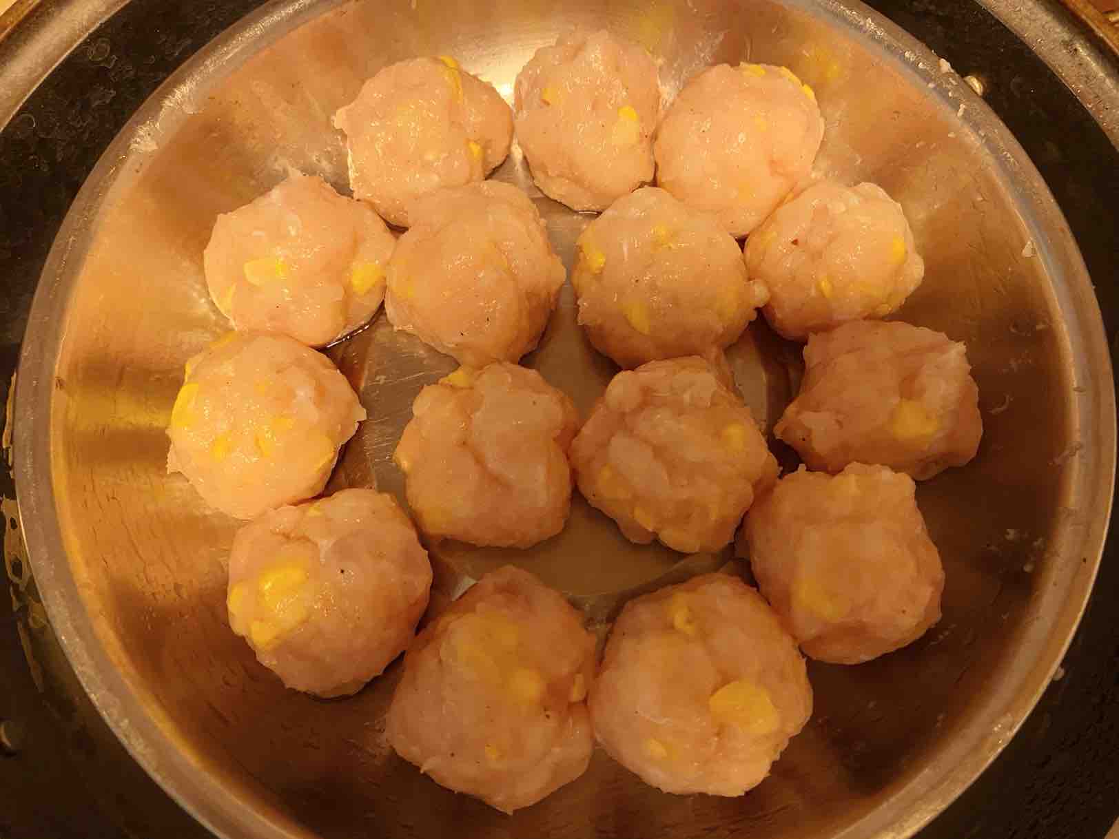 自制粟米魚(yú)丸拌西蘭花的做法-家常味蒸菜譜-易網(wǎng)健康養(yǎng)生網(wǎng) 自制粟米魚(yú)丸拌西蘭花的做法-家常味蒸菜譜