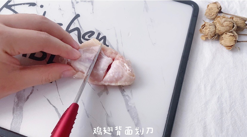 雞翅這么做,清香到舔手指了的做法-其它口味烤菜譜-易網<a href=http://www.fnaogov.cn/ target=_blank class=infotextkey>健康養生</a>網 雞翅這么做,清香到舔手指了的做法-其它口味烤菜譜