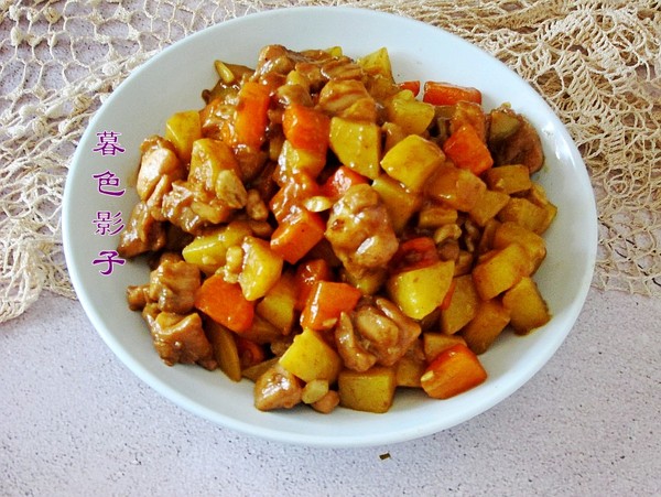 咖喱胡蘿卜雞塊的做法-咖喱味燉菜譜-易網(wǎng)健康養(yǎng)生網(wǎng) 咖喱胡蘿卜雞塊的做法-咖喱味燉菜譜
