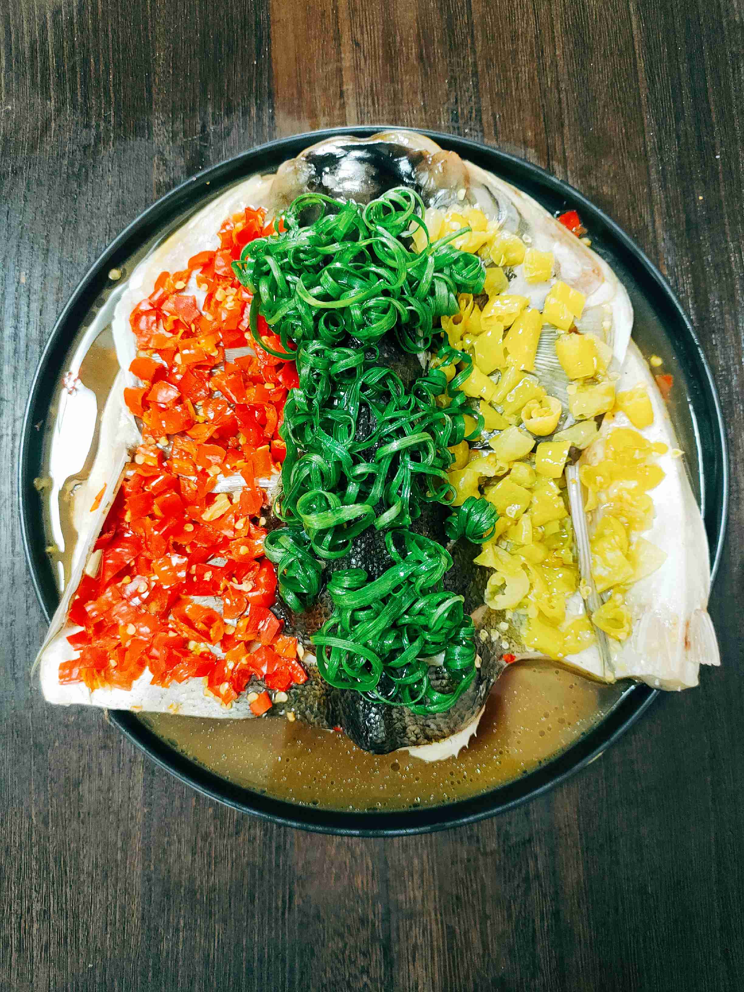 雙椒魚頭的做法-其它口味蒸菜譜-易網(wǎng)健康養(yǎng)生網(wǎng) 雙椒魚頭的做法-其它口味蒸菜譜