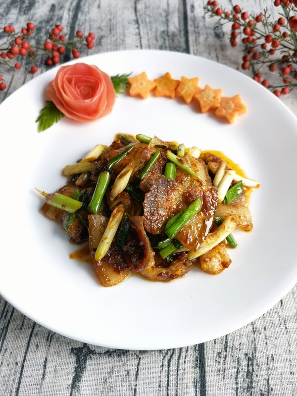 家常蒜苗回鍋肉的做法-家常味炒菜譜-易網(wǎng)健康養(yǎng)生網(wǎng) 家常蒜苗回鍋肉的做法-家常味炒菜譜