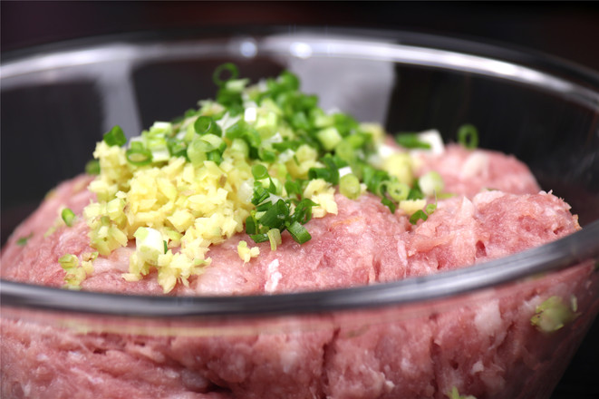一口一個肉丸子，孩子都不挑食了的做法-家常味蒸菜譜