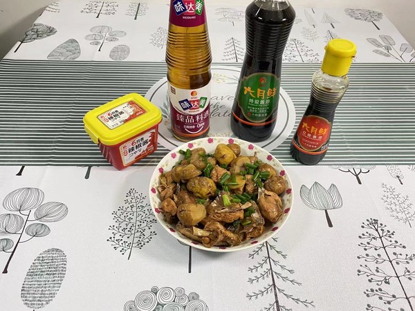 #冬至大如年#板栗燉雞的做法-家常味燉菜譜-易網(wǎng)健康養(yǎng)生網(wǎng) #冬至大如年#板栗燉雞的做法-家常味燉菜譜