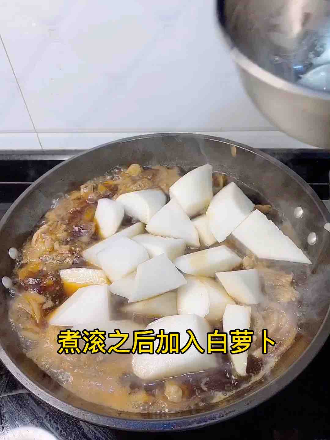 搞點宵夜778，老廣最愛的蘿卜燉牛腩，真香??的做法-家常味燉菜譜