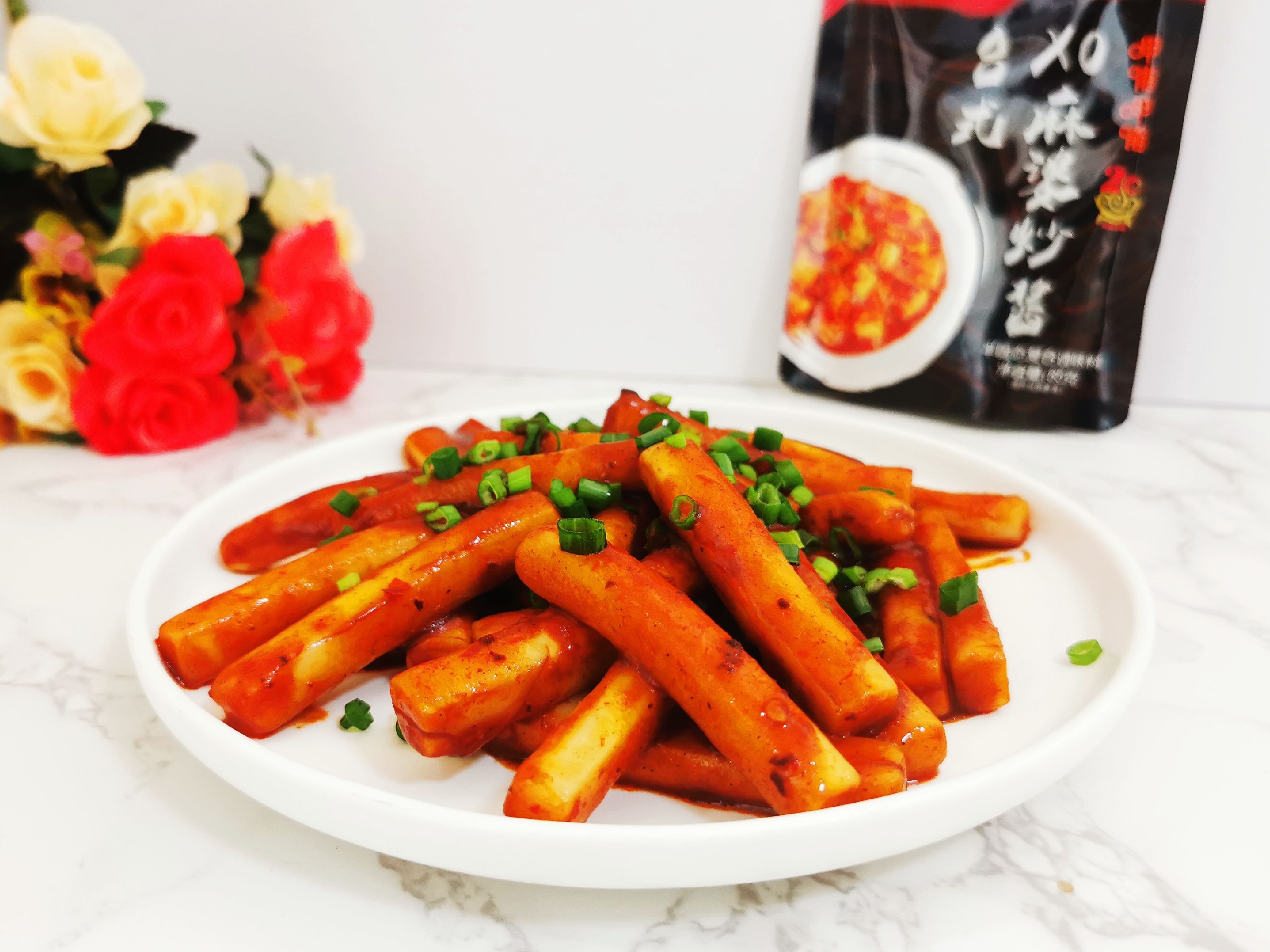 呷哺呷哺臺式XO麻婆醬炒年糕,停不下來的美味的做法-香辣味炒菜譜-易網健康養(yǎng)生網 呷哺呷哺臺式XO麻婆醬炒年糕,停不下來的美味的做法-香辣味炒菜譜