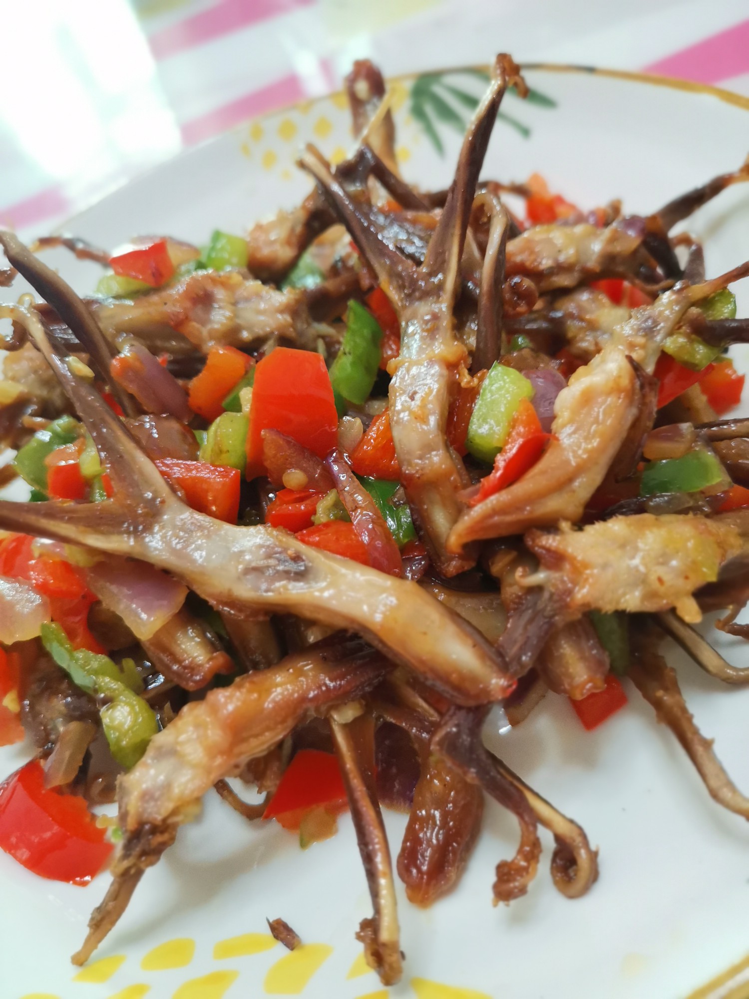 椒鹽鴨舌的做法-椒麻味炒菜譜-易網健康養生網 椒鹽鴨舌的做法-椒麻味炒菜譜