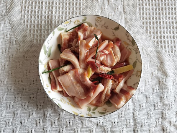 簡單方便的蒸菜安排!粉蒸肉,肥而不膩的做法-咸鮮味蒸菜譜-易網健康養生網 簡單方便的蒸菜安排!粉蒸肉,肥而不膩的做法-咸鮮味蒸菜譜
