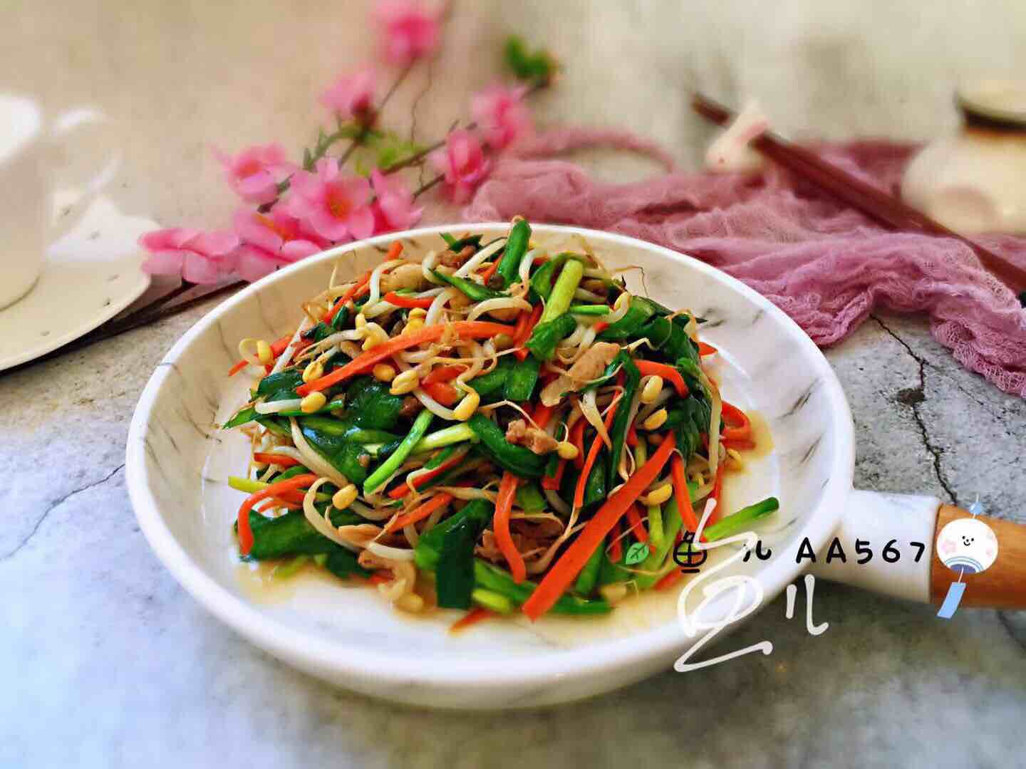 豆芽炒韭菜的做法-家常味炒菜譜-易網(wǎng)健康養(yǎng)生網(wǎng) 豆芽炒韭菜的做法-家常味炒菜譜