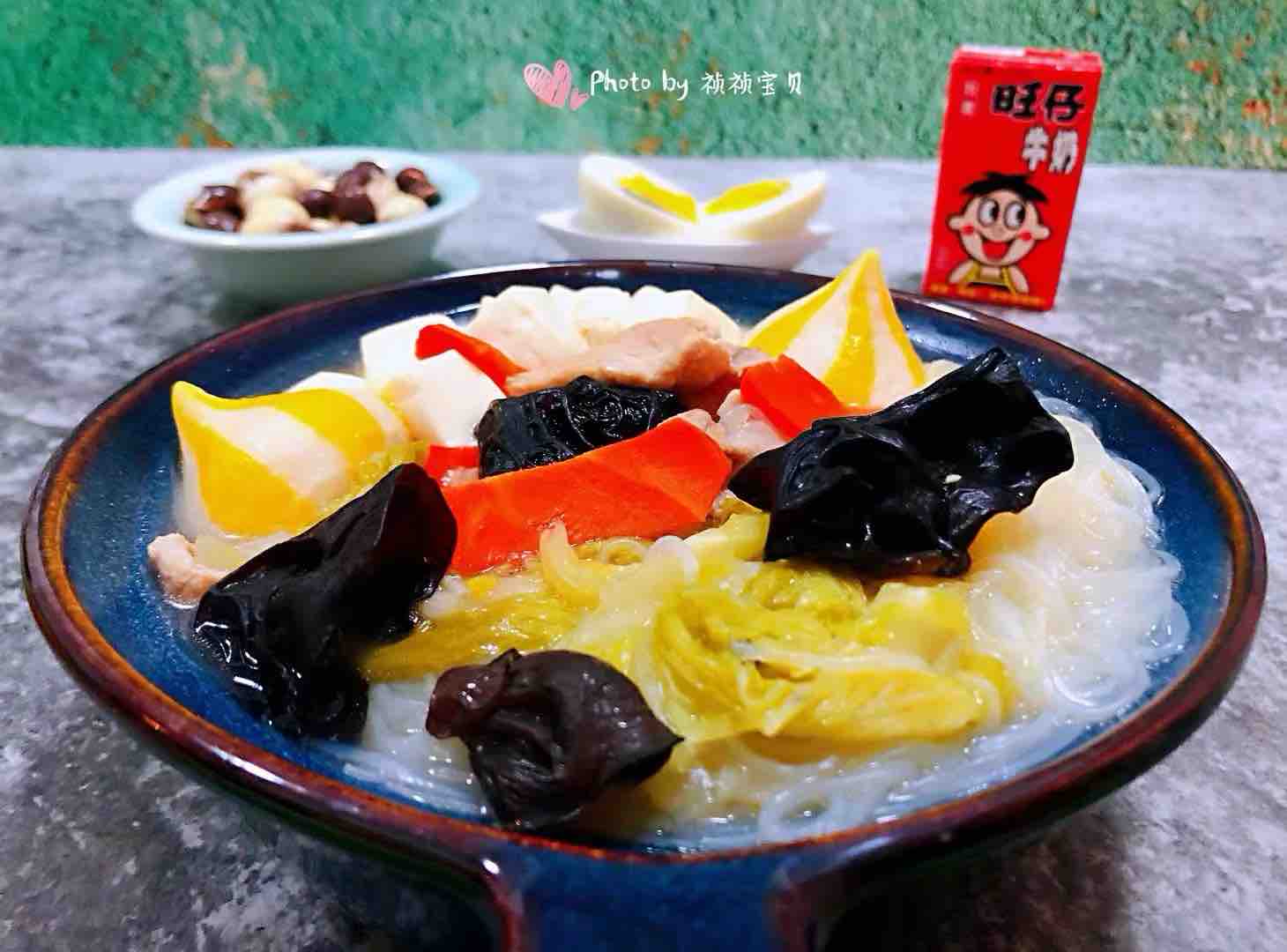 豬肉白菜海膽丸豆腐粉絲湯的做法-咸鮮味煮菜譜-易網健康養生網 豬肉白菜海膽丸豆腐粉絲湯的做法-咸鮮味煮菜譜