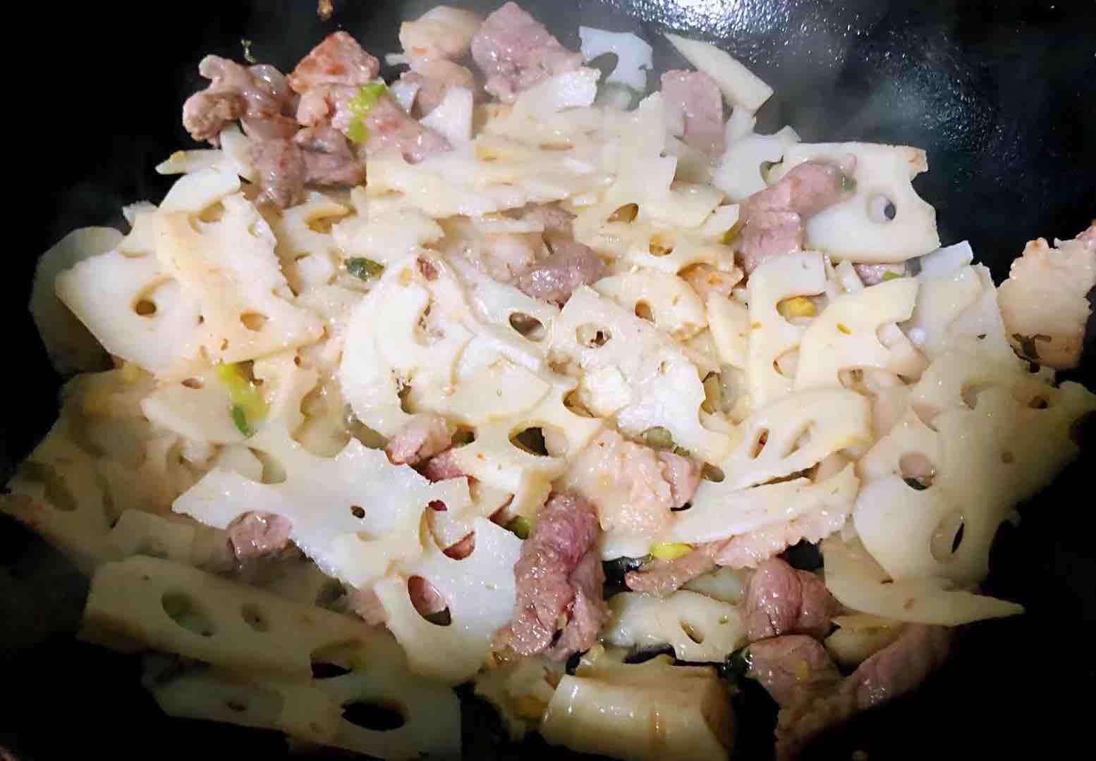 蓮藕炒肉片的做法-咸鮮味炒菜譜-易網健康養生網 蓮藕炒肉片的做法-咸鮮味炒菜譜