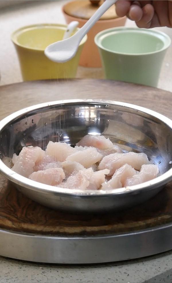 茄汁魚柳的做法-酸甜味炸菜譜-易網健康養生網 茄汁魚柳的做法-酸甜味炸菜譜