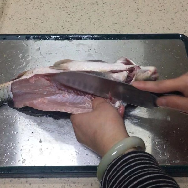 麻辣烤魚的做法-香辣味烤菜譜-易網<a href=http://www.fnaogov.cn/ target=_blank class=infotextkey>健康養生</a>網 麻辣烤魚的做法-香辣味烤菜譜