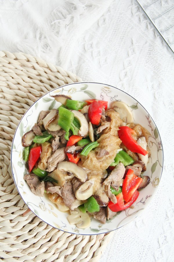 雙菇炒肉絲的做法-咸鮮味炒菜譜-易網健康養生網 雙菇炒肉絲的做法-咸鮮味炒菜譜