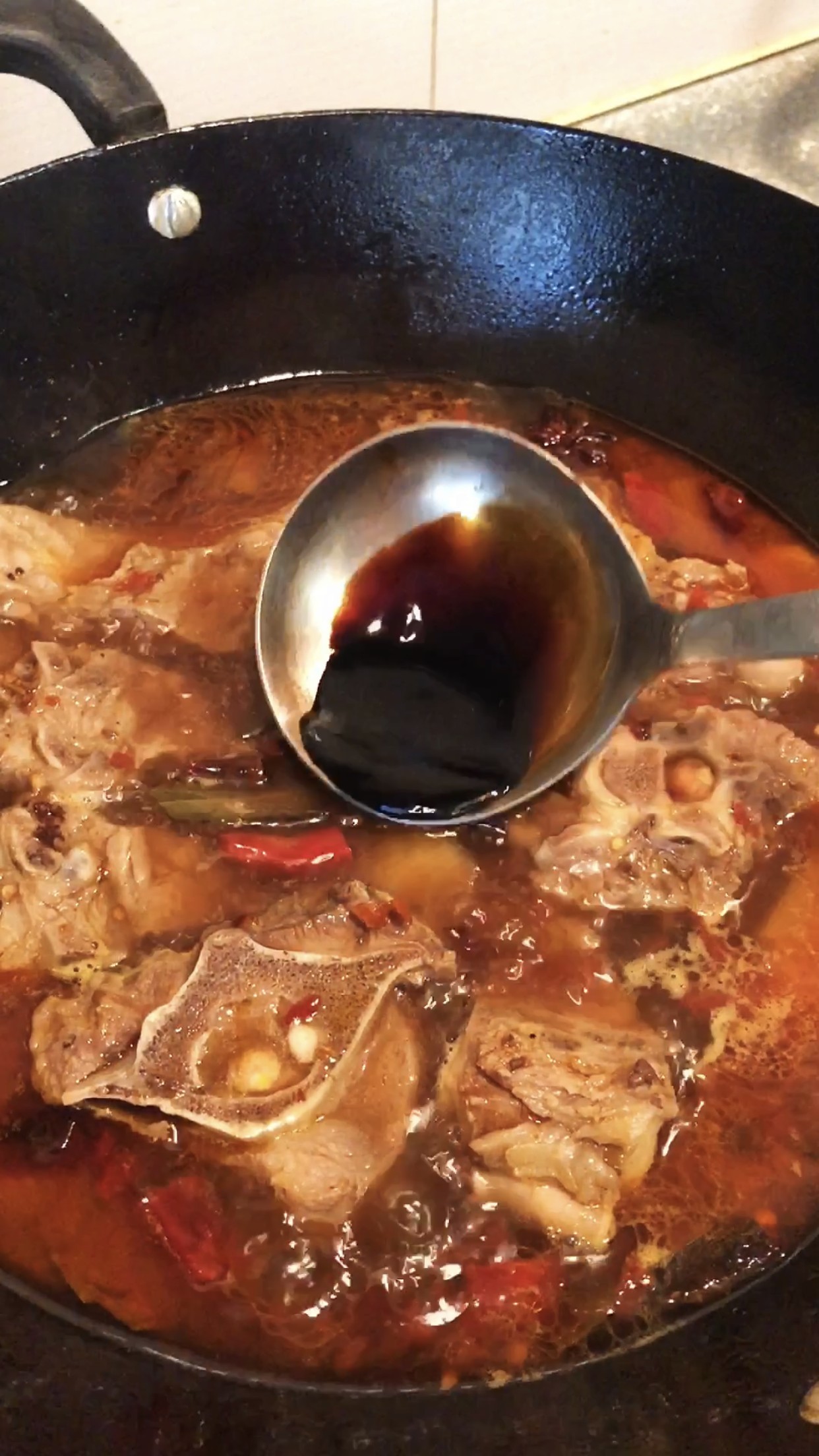 香辣羊蝎子的做法-香辣味燉菜譜-易網健康養(yǎng)生網 香辣羊蝎子的做法-香辣味燉菜譜