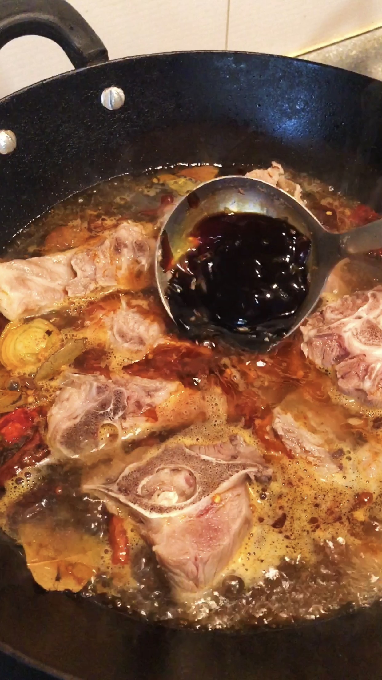 香辣羊蝎子的做法-香辣味燉菜譜-易網健康養(yǎng)生網 香辣羊蝎子的做法-香辣味燉菜譜