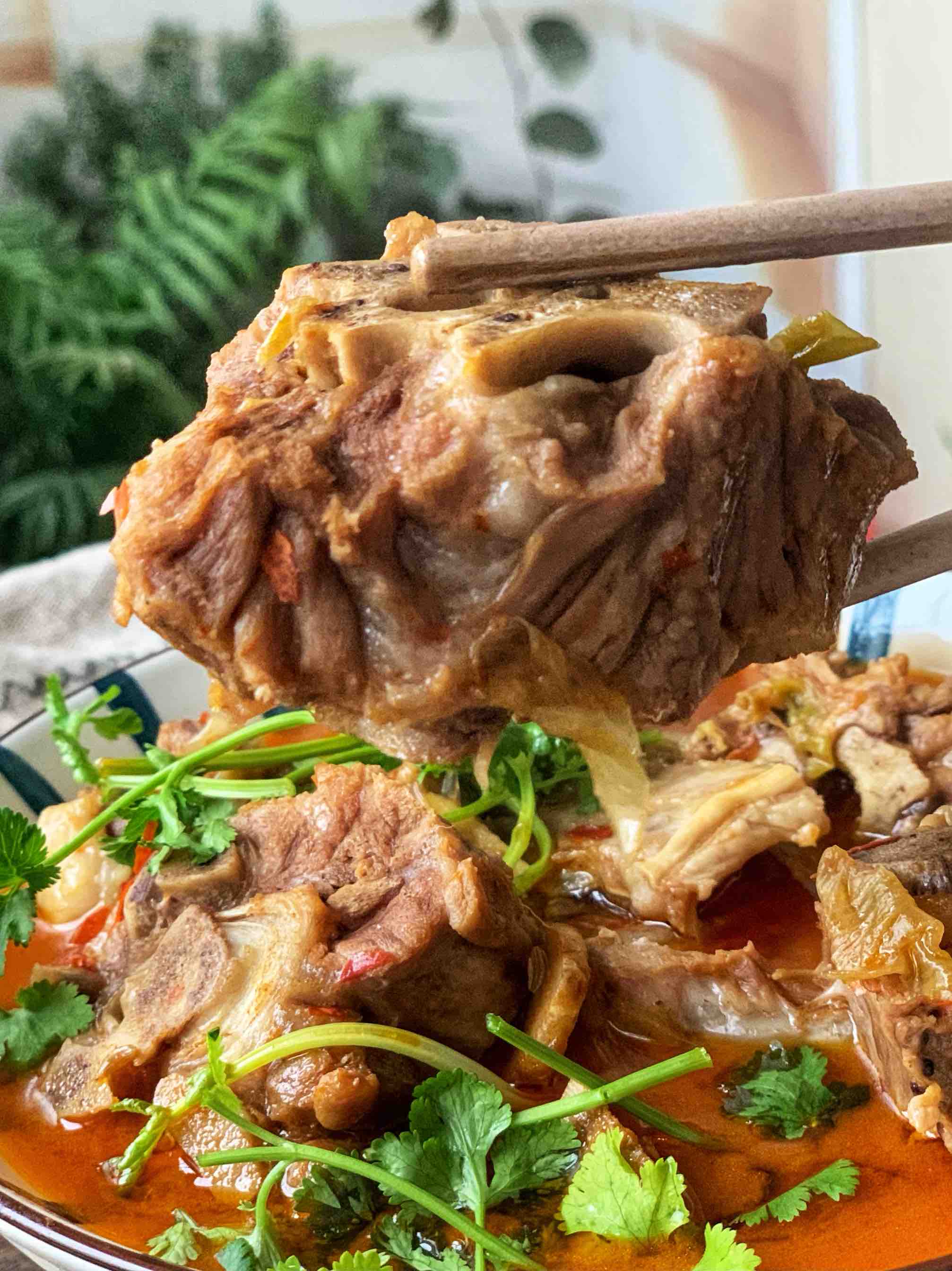 香辣羊蝎子，簡直太費米飯了的做法-香辣味燒菜譜