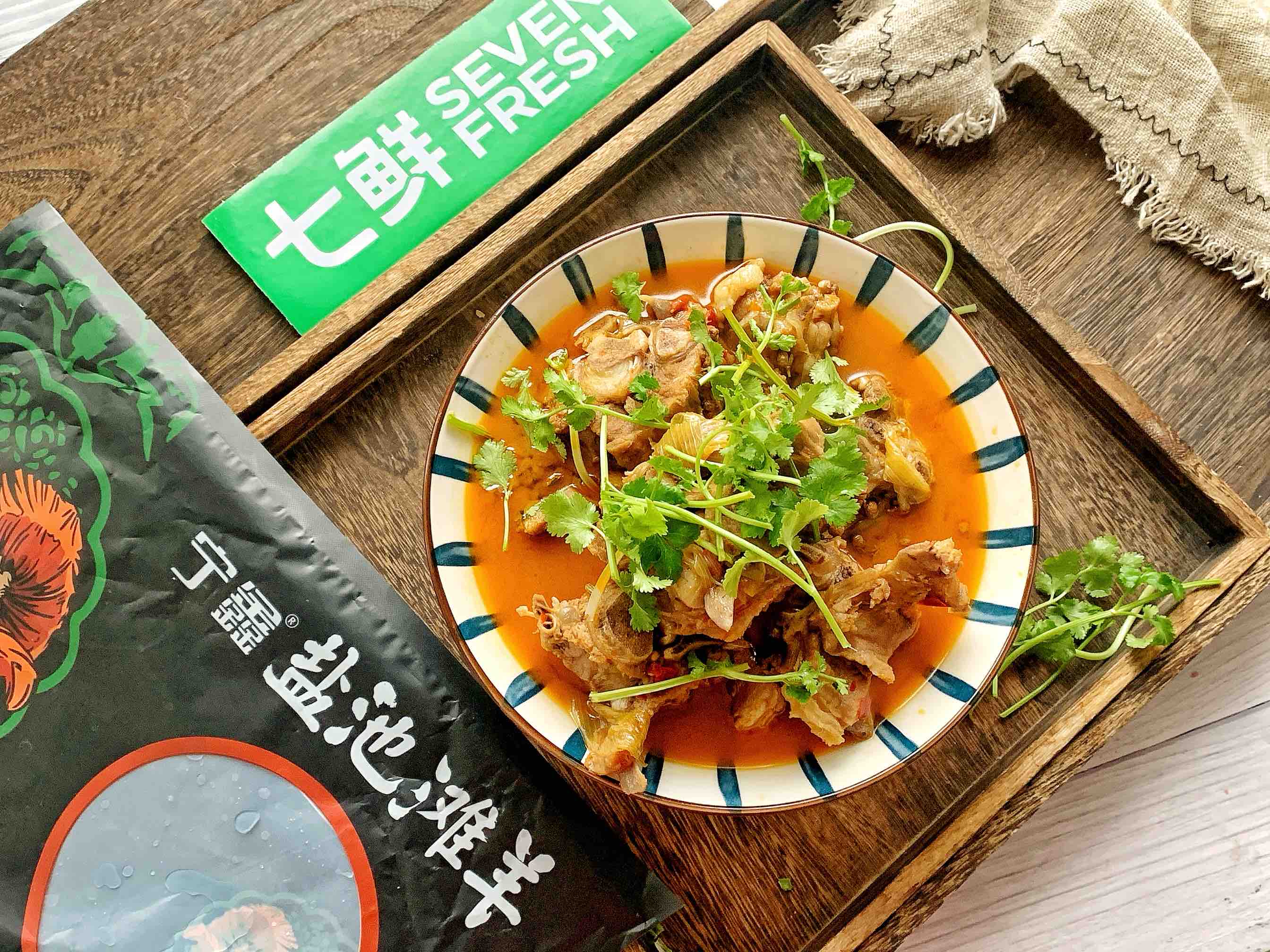 香辣羊蝎子，簡直太費米飯了的做法-香辣味燒菜譜