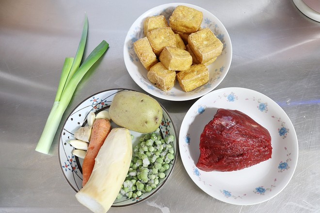 八寶豆腐箱的做法-家常味燒菜譜-易網健康養生網 八寶豆腐箱的做法-家常味燒菜譜