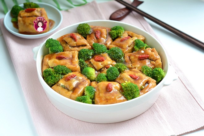 八寶豆腐箱的做法-家常味燒菜譜-易網健康養生網 八寶豆腐箱的做法-家常味燒菜譜