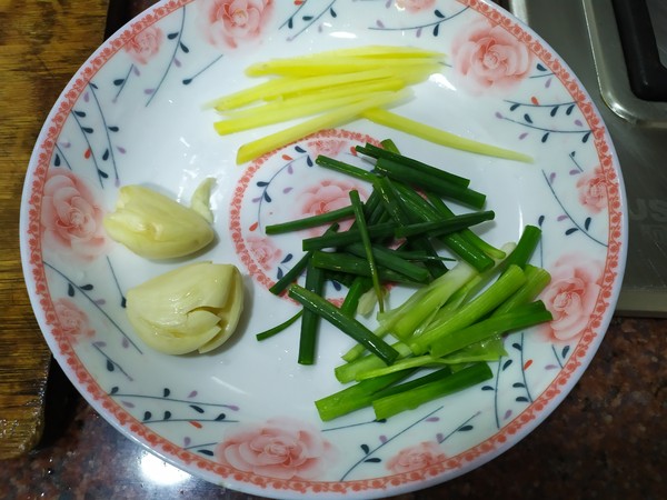潮汕咸菜炒肉的做法-家常味炒菜譜-易網健康養生網 潮汕咸菜炒肉的做法-家常味炒菜譜