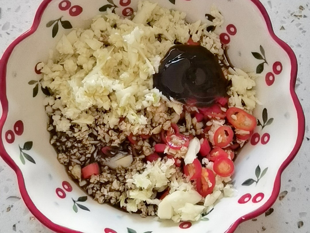 年夜飯-團團圓圓香菇粉絲，香菇這樣做，比扇貝和肉還好吃的做法-蒜香味蒸菜譜