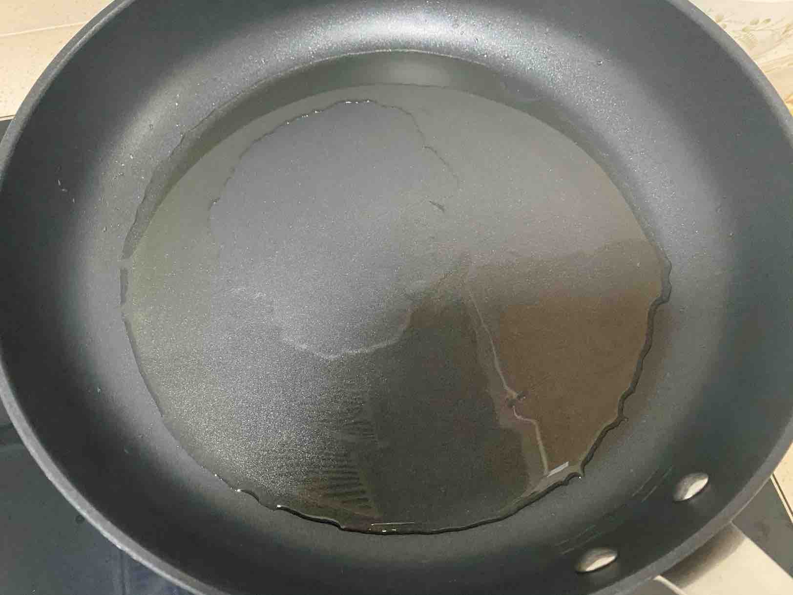 蒜香骨(少油版)的做法-咸鮮味煎菜譜-易網健康養生網 蒜香骨(少油版)的做法-咸鮮味煎菜譜