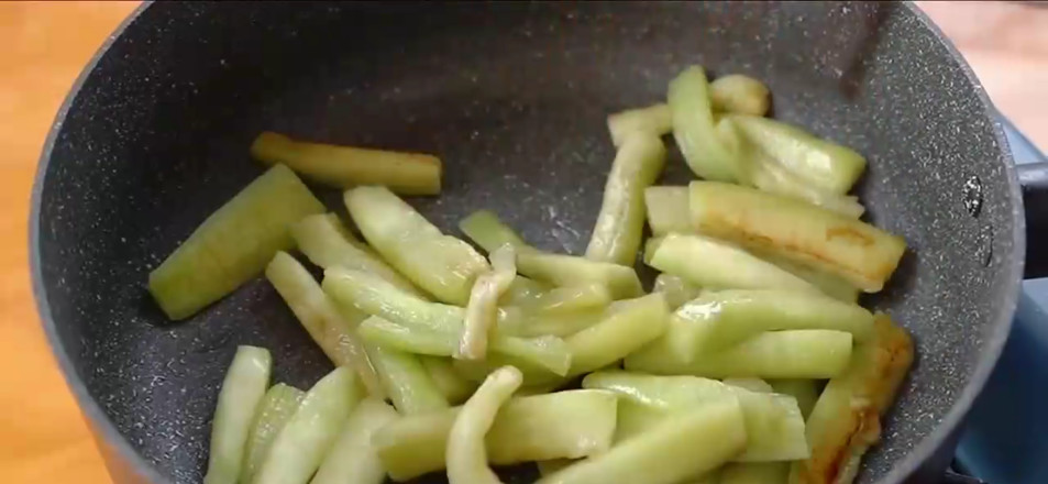 茄子豆腐煲的做法-茄汁味煲菜譜