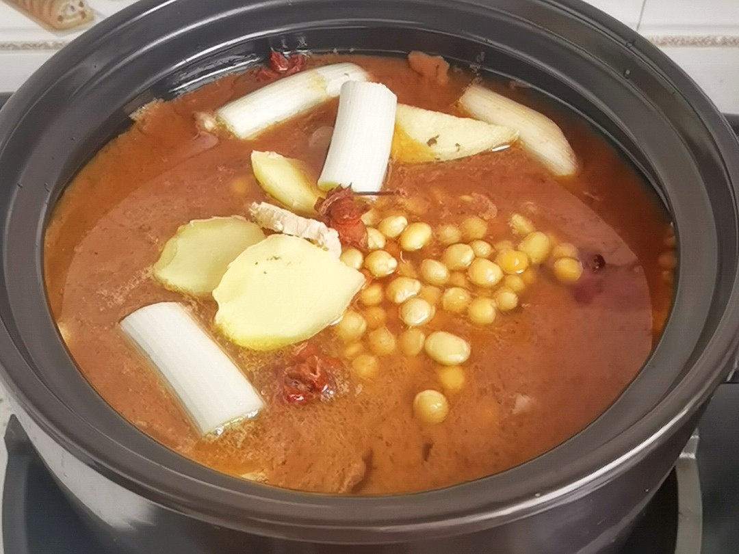 腐乳豬蹄-滿滿的膠原蛋白,軟糯不油膩,入口即化的做法-咸鮮味燉菜譜-易網(wǎng)健康養(yǎng)生網(wǎng) 腐乳豬蹄-滿滿的膠原蛋白,軟糯不油膩,入口即化的做法-咸鮮味燉菜譜