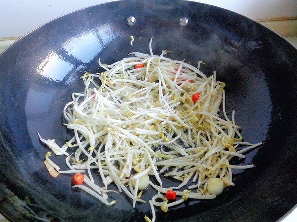 家常炒合菜的做法-家常味炒菜譜-易網健康養生網 家常炒合菜的做法-家常味炒菜譜
