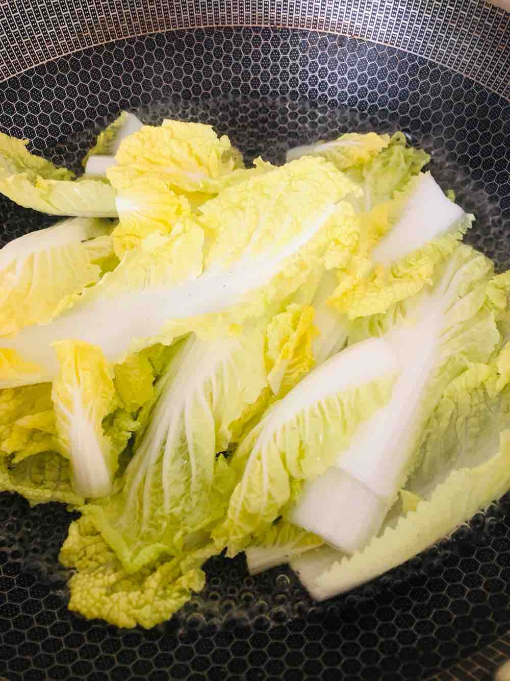 咸肉蒸娃娃菜的做法-家常味蒸菜譜-易網(wǎng)<a href=http://www.fnaogov.cn/ target=_blank class=infotextkey>健康養(yǎng)生</a>網(wǎng) 咸肉蒸娃娃菜的做法-家常味蒸菜譜